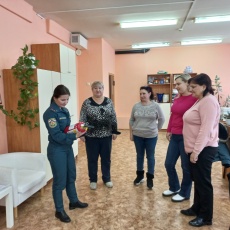 Пожарной безопасности объектов социальной сферы и домовладений граждан особый приоритет!