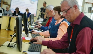 Новый обучающий модуль «Азбуки интернета» поможет пенсионерам самостоятельно организовать путешествие